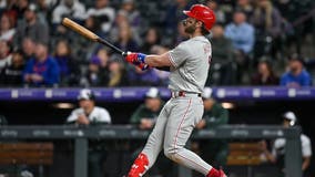 Suárez uneven in return, Phillies top Rockies 7-4 as Feltner exits after liner to head