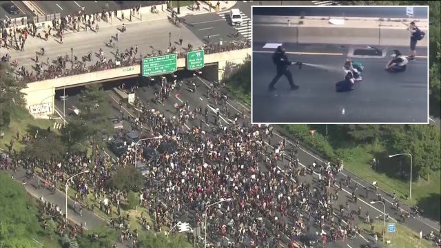 Closing arguments expected in trial of former SWAT officer charged for pepper spraying protesters on I-676