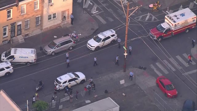 Police: Officer shot in hand inside Kensington home; suspect killed