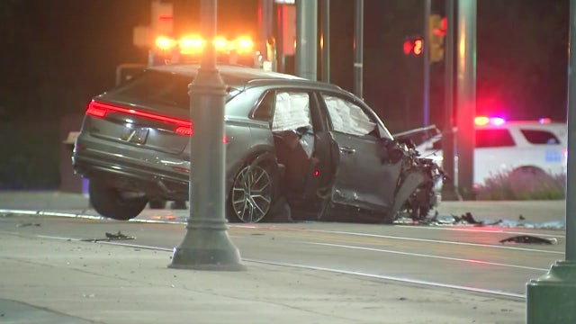 2 suspects flee after state police pursuit ends with crash in Port Richmond, officials say