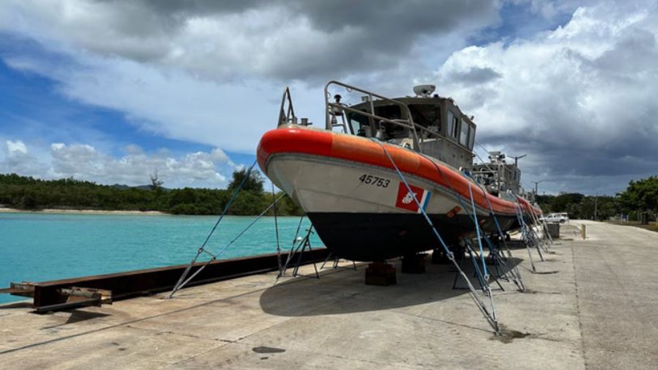 Coast-Guard-boat.jpg