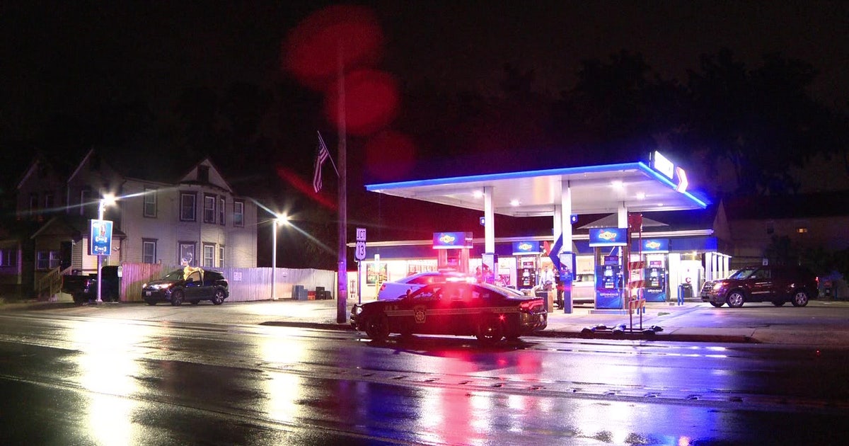 Shooting on I-95 ends with 50-year-old man injured at gas station in ...