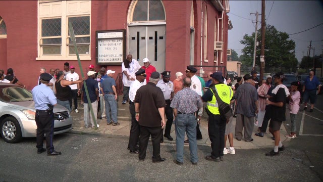 Philadelphia community holds prayer walk to call for end to gun violence: 'We're all here for a purpose'