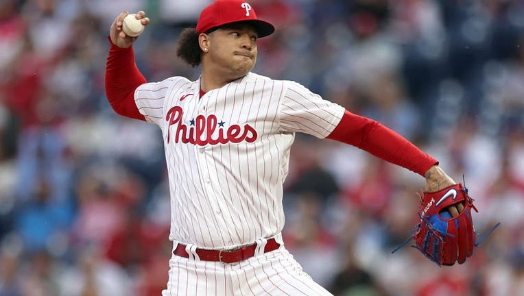 Phillies handle error-prone Mets behind Taijuan Walker gem 