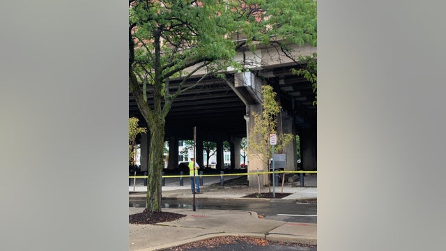 Small debris falling from I-95 prompts southbound lane closures in Philadelphia