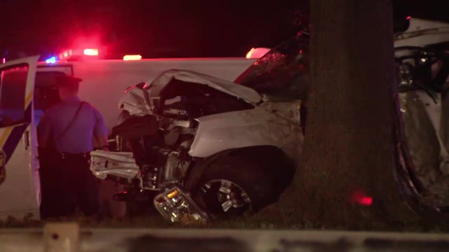 Police: 30-year-old man killed in Rhawnhurst crash