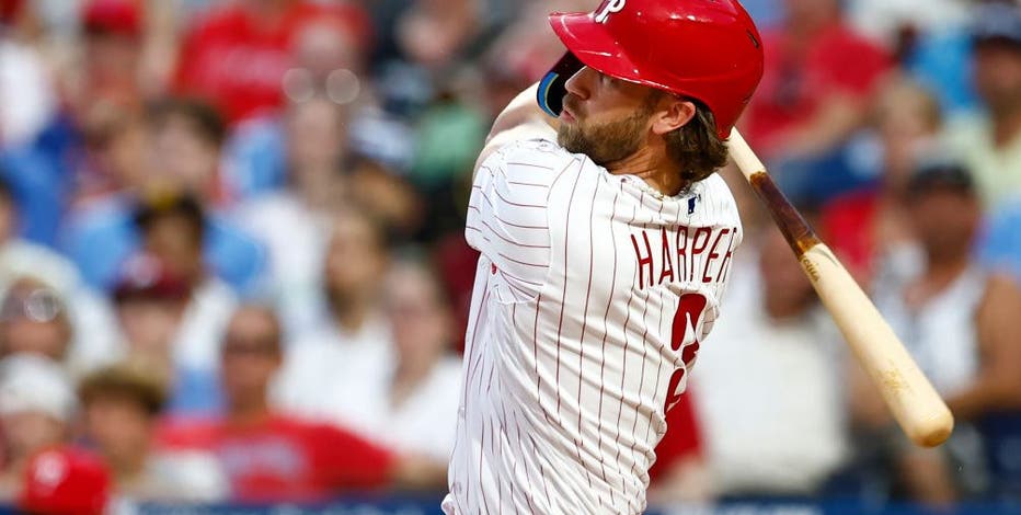 Phillies star Bryce Harper reacts to finally ending career-long home run  drought