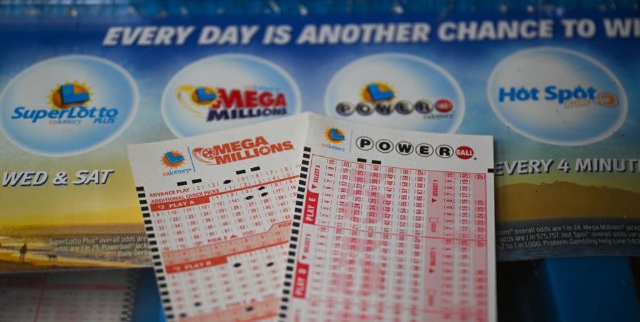 Powerball jackpot reaches $1 billion after no winning ticket sold in Monday's drawing