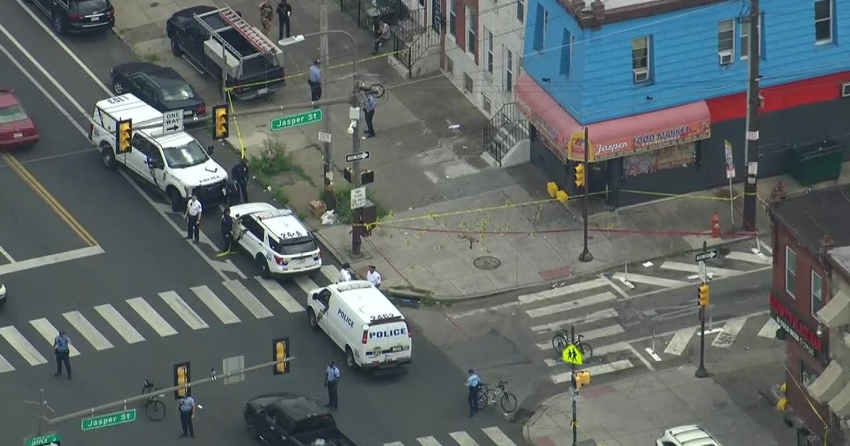 2 men shot to death in front of Kensington convenience store: police ...