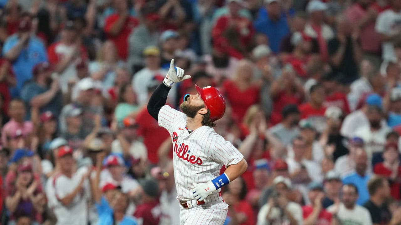 Harper Hits Career Homer No. 299, Phillies Slug 5 Homers In 12-7 Win ...