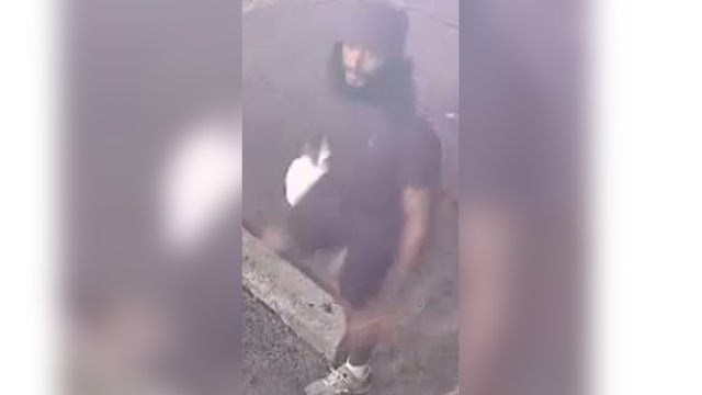 Suspect caught on video robbing same Philadelphia 7-Eleven in less than 24 hours