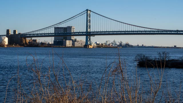Elderly woman, man pulled from Delaware River less than a day apart: police