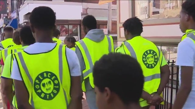 2 anti-violence groups team up for Hug the Block overnight peace patrols across Philadelphia