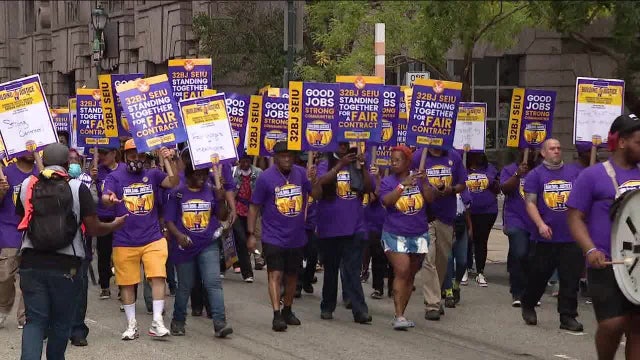 Unionized office cleaners, maintenance workers in Philadelphia rally to demand new contract