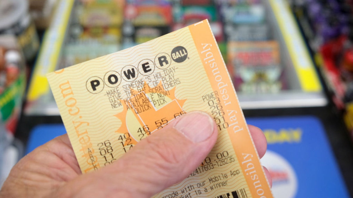 Powerball jackpot hits $856M, Philadelphia players line up for chance at record prize