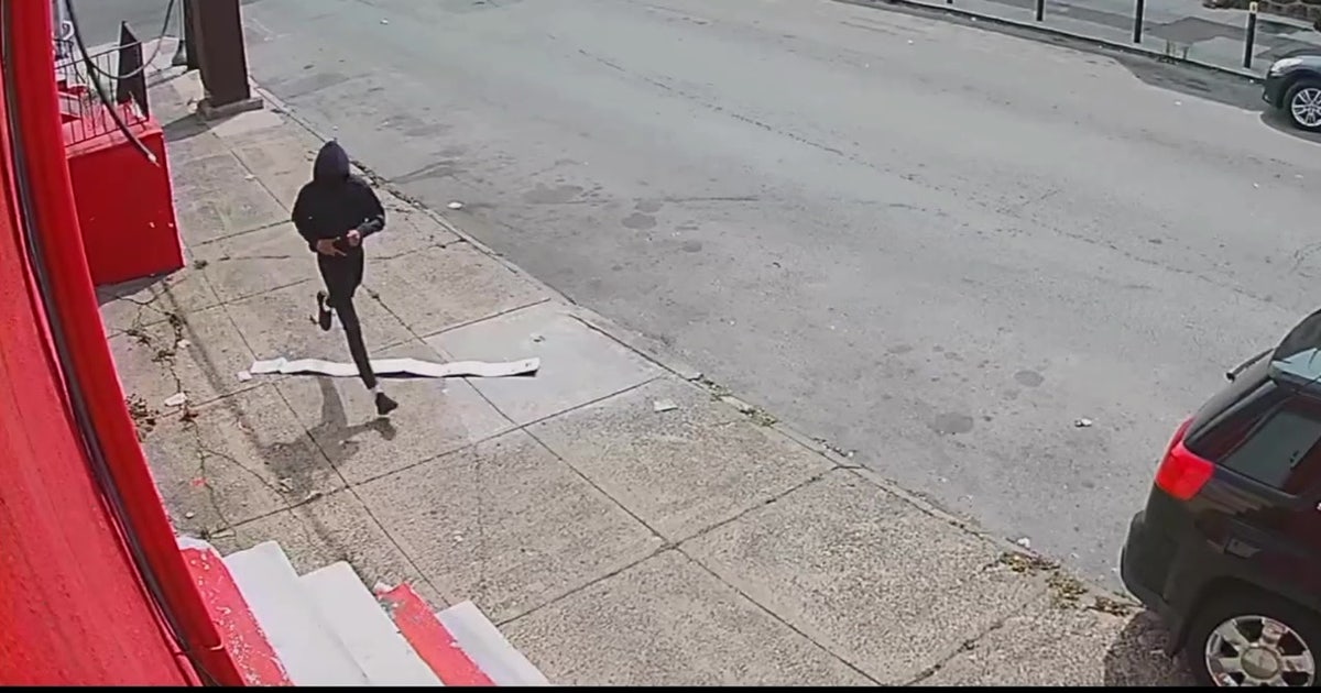 Video: Suspect seen walking beside victims before deadly June shooting ...
