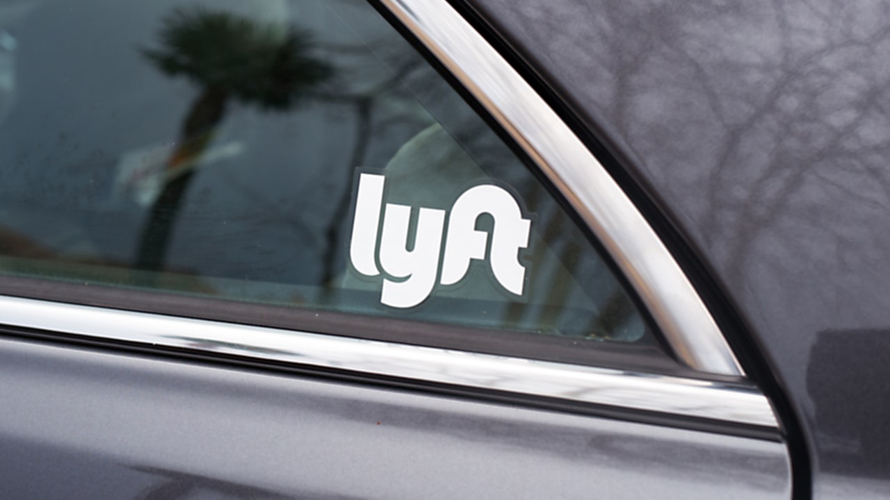 Lyft adds new safety feature for women and nonbinary drivers, riders