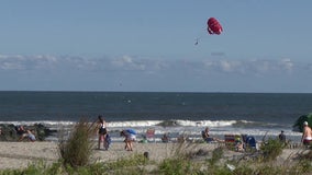 Folks flock to Jersey shore and final days of summer as Labor Day weekend begins