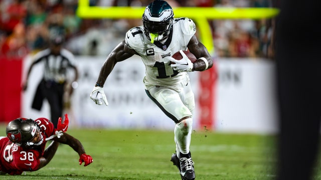 Eagles hope to get receivers going, remain unbeaten when they host division rival Commanders