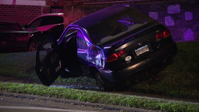 Man dies after driving into 2 poles as car catches fire in East Mount Airy: police