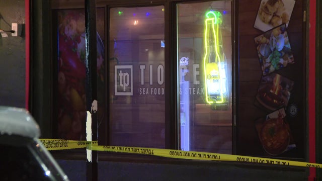Suspect arrested after returning to scene of bar fight turned shooting in Northeast Philadelphia: police