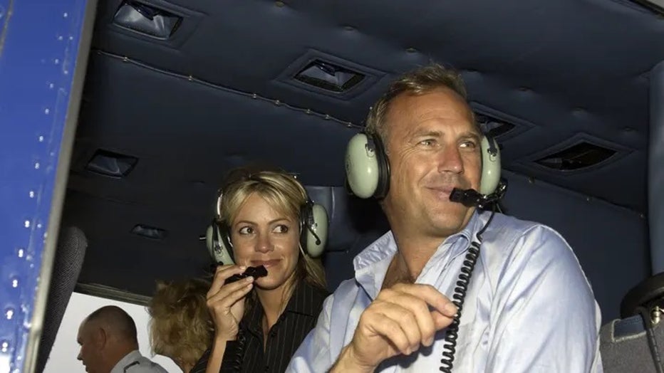 Kevin_Costner_Wife_6.jpg