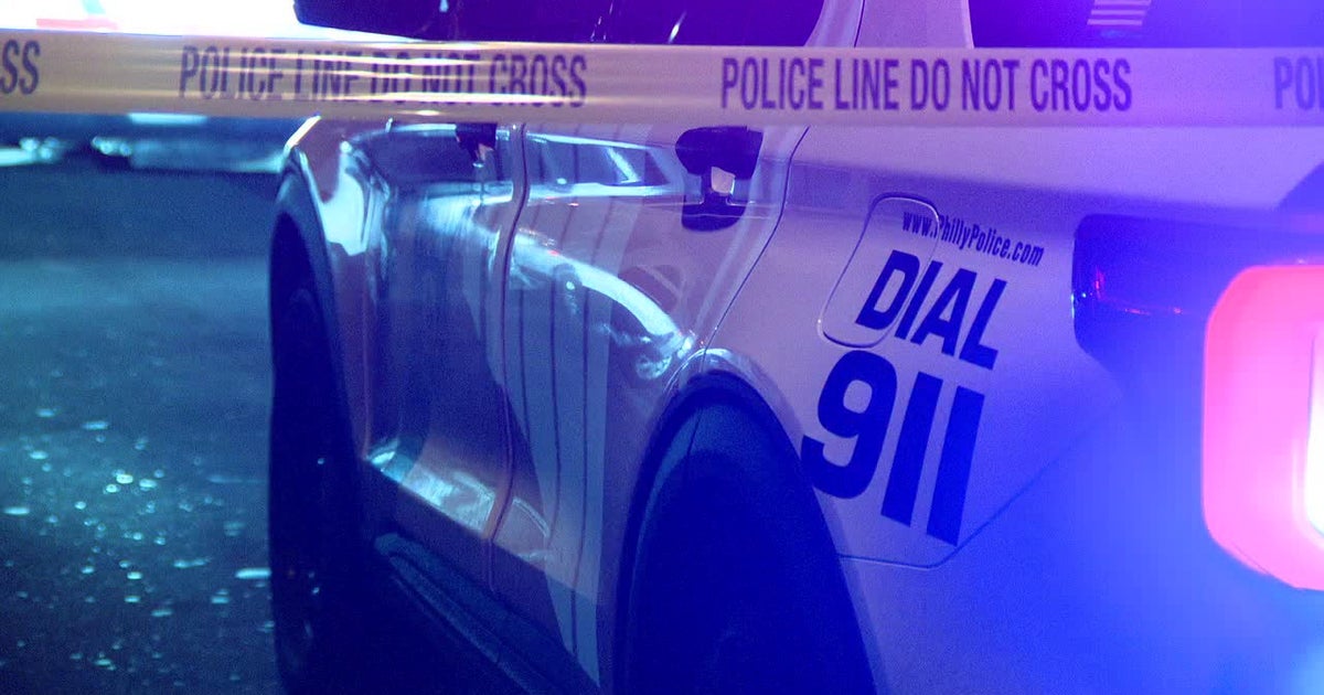 Man shot in calf on Sigel Street in South Philadelphia