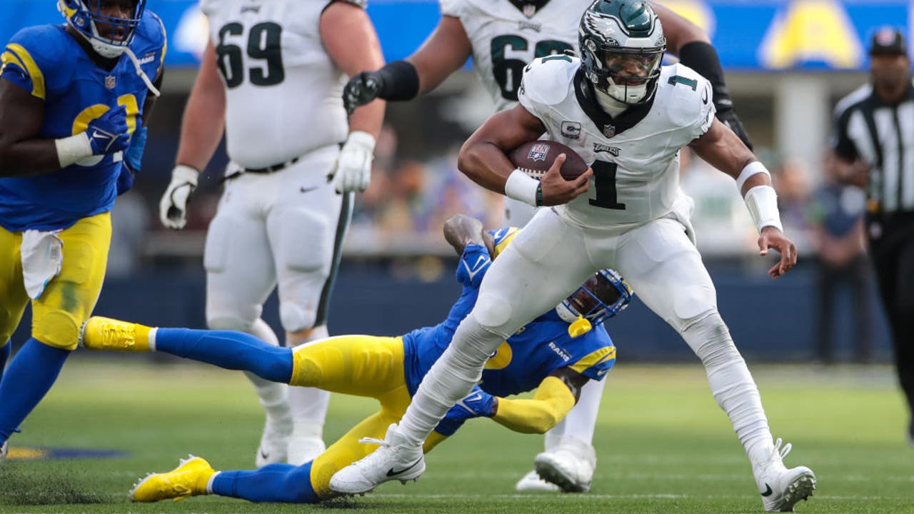 Jalen Hurts and a tough defense carry the Eagles to a 23-14 victory over  the Rams