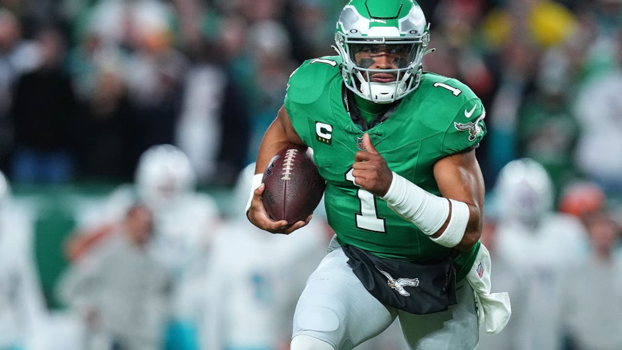 Predicting which game the Eagles will wear their throwback Kelly