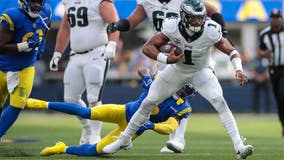 Hurts throws for 319 yards, Elliott's 54-yarder lifts 4-0 Eagles past  Commanders 34-31 in OT, National Sports