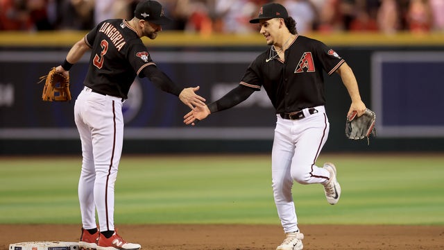 Thomas' tying homer, Moreno's decisive hit send D-backs over Phillies 6-5, ties NLCS at 2 games