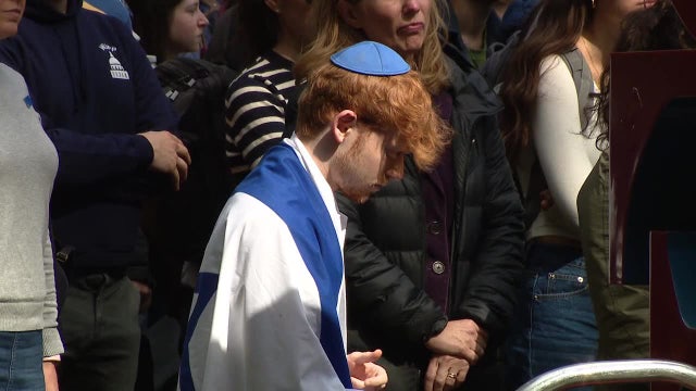 University of Pennsylvania students, staff gather in support of Israel
