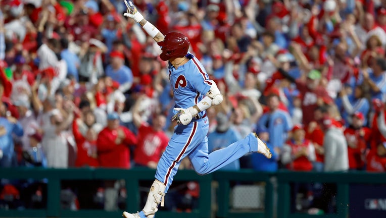 Phillies return to NLCS for second straight year with Game 4 win over Braves