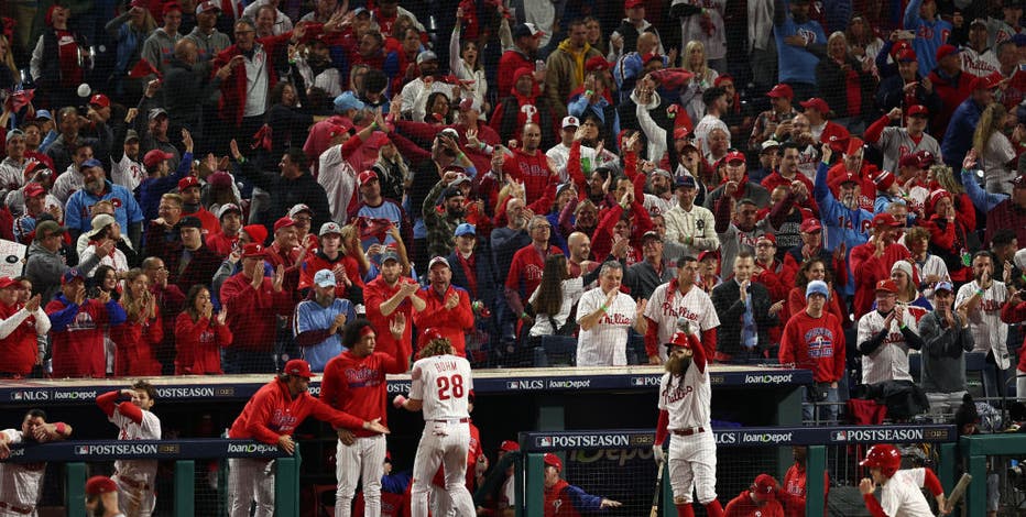 Philadelphia Fans Cheer Santa Claus at the World Series