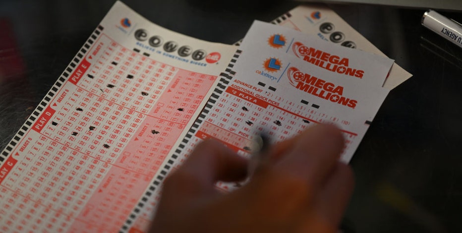Powerball jackpot soars to $1.2 billion after another drawing without big winner