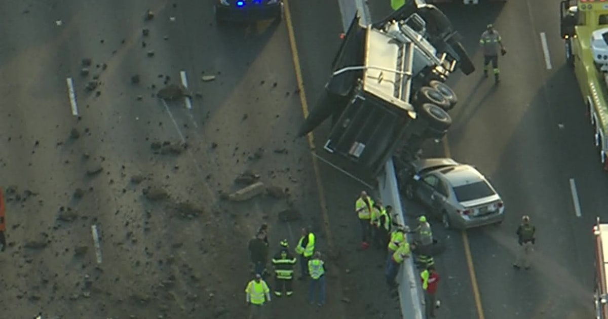 Dump truck driver ejected during overturn on I-95 near Wilmington ...