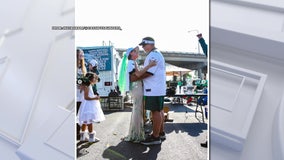 It's a Philly thing! Eagles fans get married during tailgate before Cowboys showdown