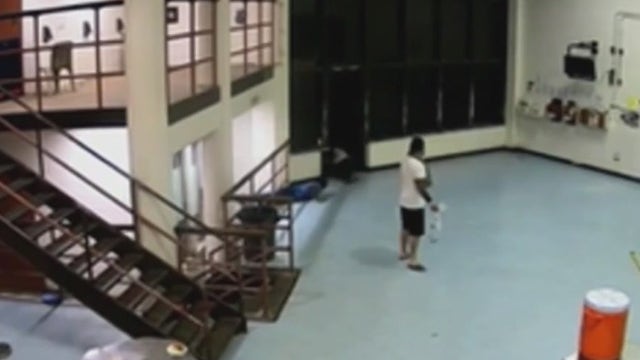 New video reveals flaws in Philadelphia jail where 2 inmates escaped