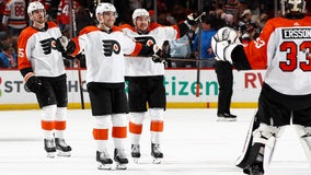Flyers extend point streak to nine games with 3-2 OT win over Devils on Tippett goal