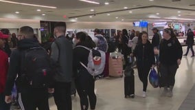 Holiday travel set to break records as passengers flock to Philadelphia International: 'Just crowded'