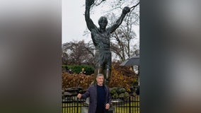 Sylvester Stallone reenacts 'Rocky' scene with kid during Inaugural Holiday