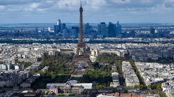 Paris police apprehend man accused of targeting pedestrians, killing 1