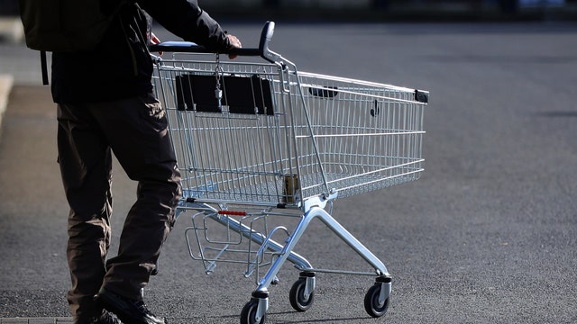 With no supermarket for residents of Atlantic City, New Jersey and hospitals create mobile groceries
