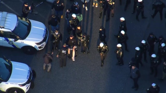 Second Philadelphia officer shot, injured in pursuit, shootout released from hospital