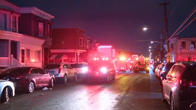 Fire sends 3 people, including at least one child, to hospital in Strawberry Mansion: officials