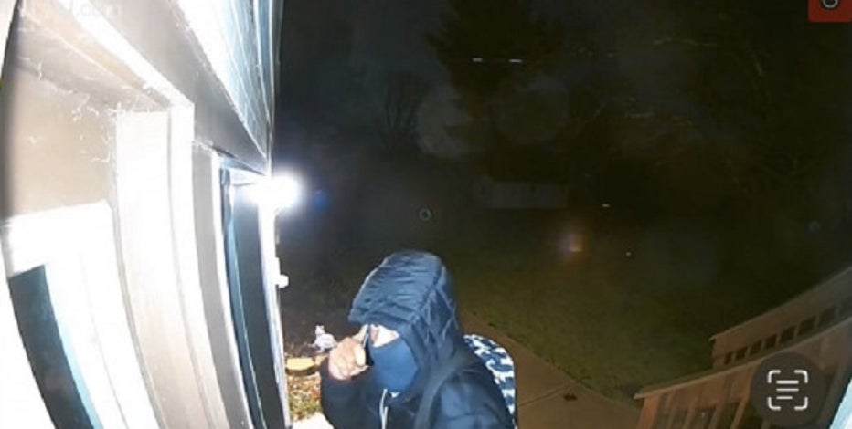 Masked suspect sought in attempted burglary at Delaware County home: police