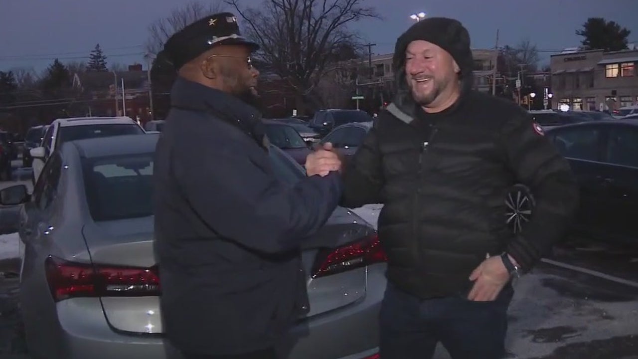 Good Samaritan drives miles out of the way to return lost wallet to Delaware County man - Vimarsana News
