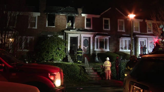 Man killed after fire in West Oak Lane rowhome: officials