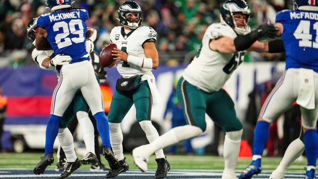 Eagles can only hope story of season goes from epic collapse to stirring Bowl comeback
