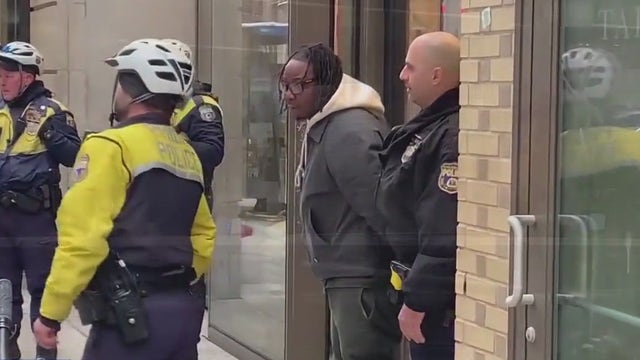 Suspect charged in Center City SEPTA station stabbing